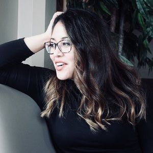 Meet your Posher, Monica